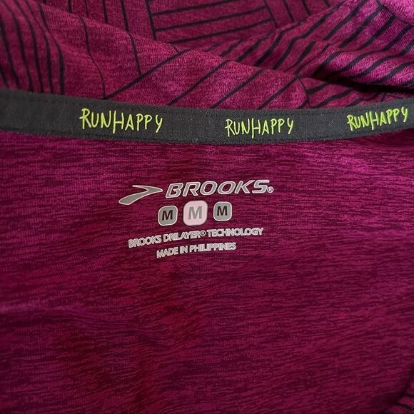 Brooks Run Happy Quarter Zip Pullover - Picture 10 of 10